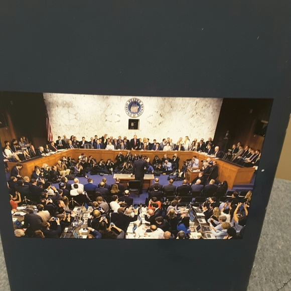 JAMES COMEY  "A Higher Loyalty" Novel - Picture 2 of 3